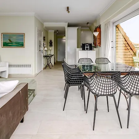 Eden Beachvii, B71g * Oostduinkerke